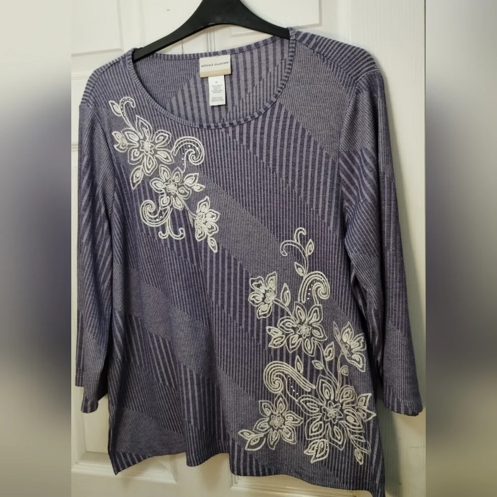 Plus Size Alfred Dunner Embroidered Studded Top - Picture 2 of 9